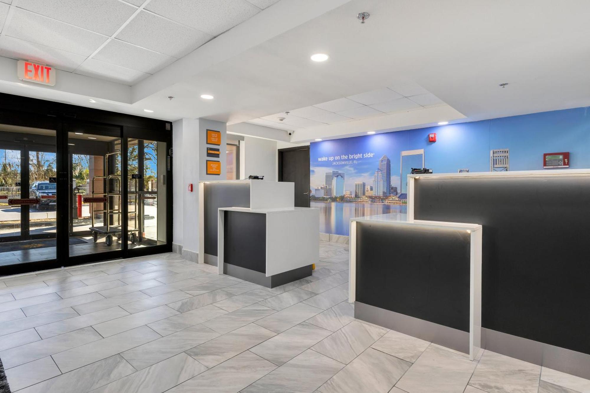 La Quinta Inn & Suites By Wyndham Jacksonville Mandarin Ngoại thất bức ảnh